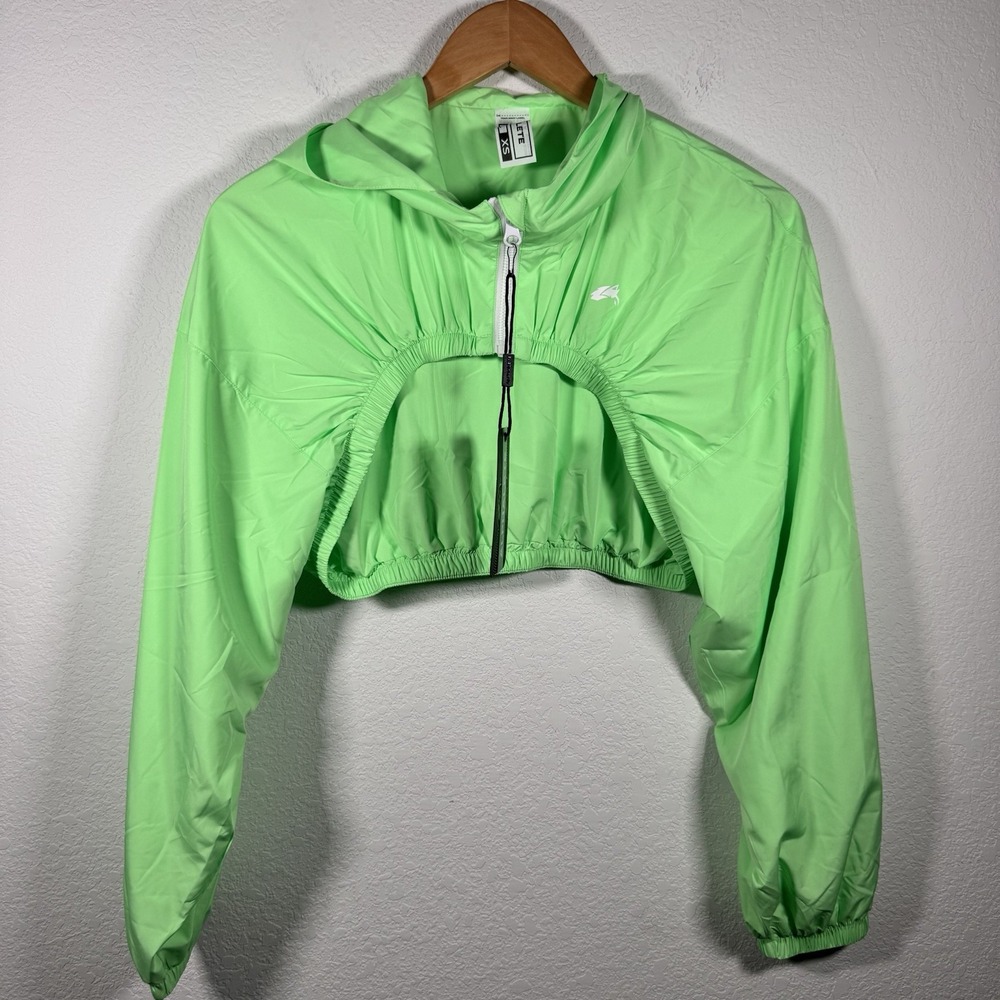 NWT!! Alphalete TAFT ARRIVAL JACKET Women's Nylon Cropped Jacket | Size XS